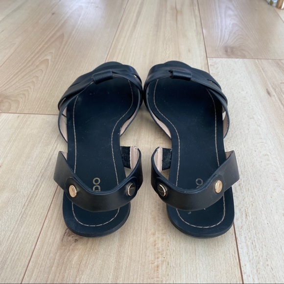 Slip on sandals - Picture 2 of 4